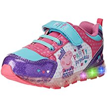 El regalo ideal para cualquier niño: sus propias zapatillas de luces LED